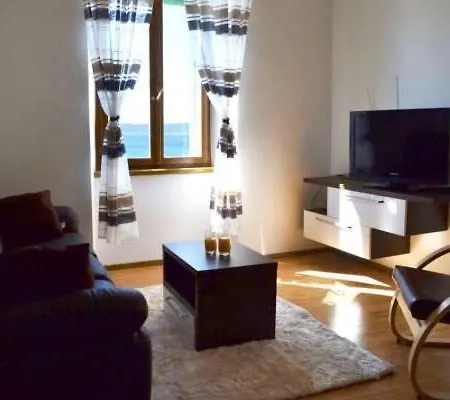 Deluxe Port View Daire